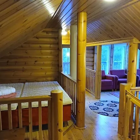 Apartment Idylli - Paljullinen Moekki Jaervenrannalla Ikaalinen